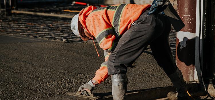 A betonszivattyú lehetővé teszi a magas épületeken való munkát is